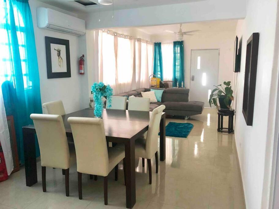 Spacius 4Br Home In Trendy Loiza St, Near Beach 圣胡安 外观 照片